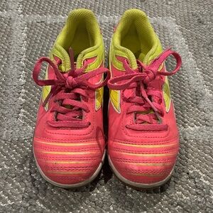 Diadora Kids' Indoor Soccer Shoes